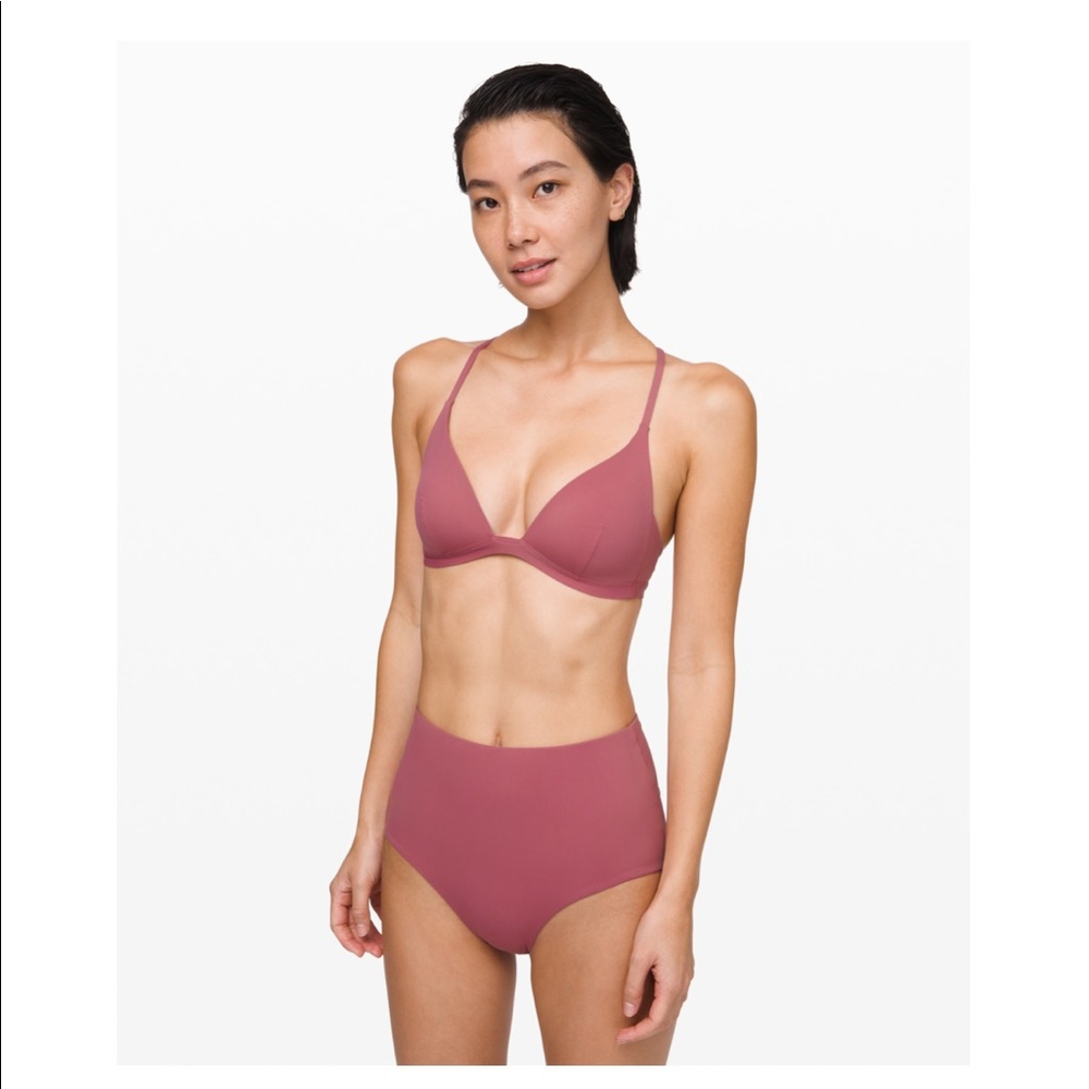 NWT Lululemon Deep Sea Swim Top A/B cup size 12